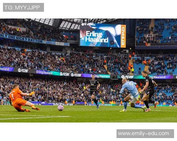 卡曼城是谁的足球球星背后的故事与成就揭秘 卡曼城是谁的足球球星背后的故事与成就揭秘