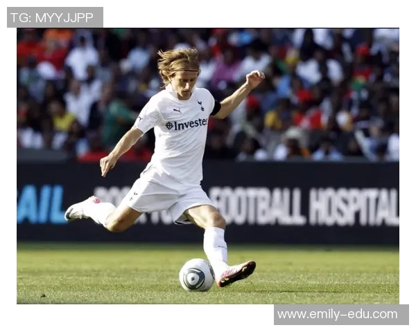 天下足球评选史上十大软脚球星全新排名揭晓谁才是关键时刻掉链子的人