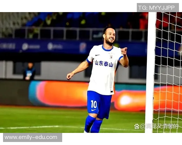 中国足球五十大球星榜单揭晓 各时代顶尖球员逐一亮相 中国足球五十大球星榜单揭晓 各时代顶尖球员逐一亮相